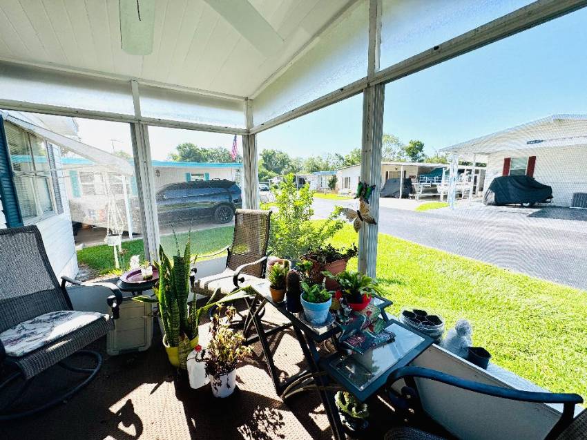 11 Henry Drive a Winter Haven, FL Mobile or Manufactured Home for Sale